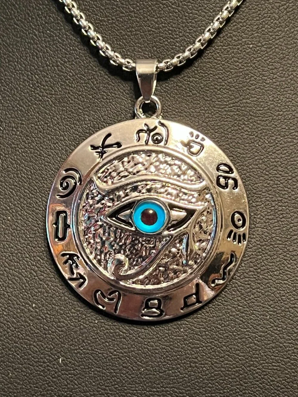Silvertone Eye of Horus Ra Pendant Necklace (213)